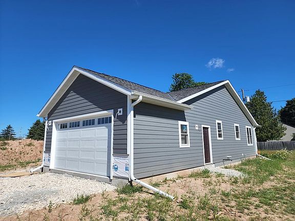 4th image of 434 Norgaard Ave