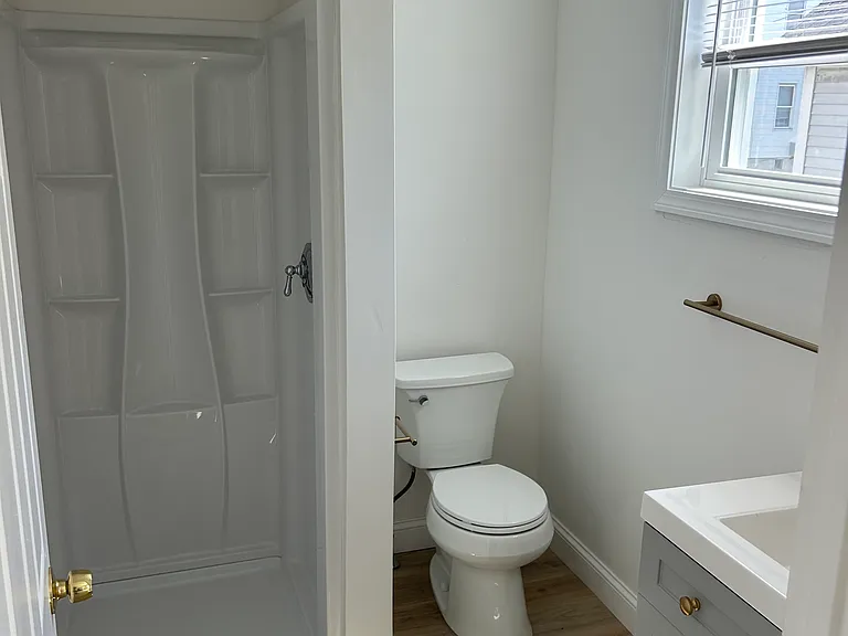 160 Robeson St #1 — Photo 7