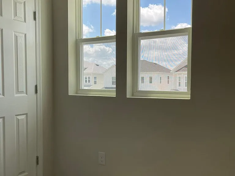 28583 Cozy Creek Dr — Photo 3