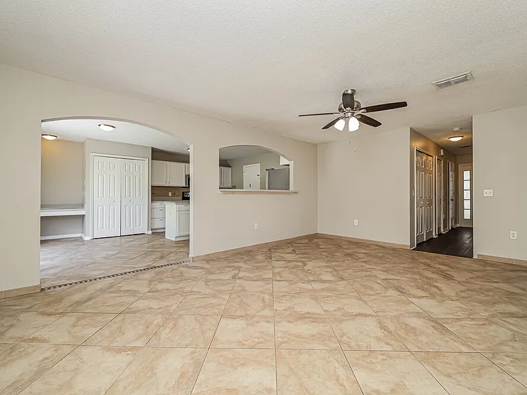 13825 Gentle Woods Ave — Photo 4