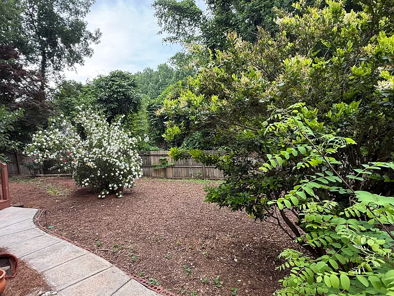 Ivy Glen Cir — Photo 11
