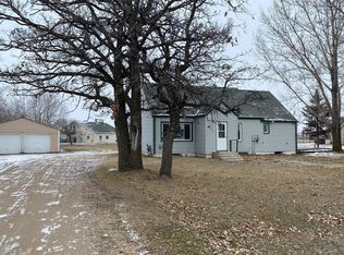 423 E Jefferson Ave, Mahnomen, MN 56557