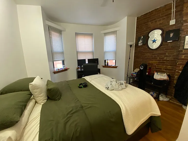 89 Prince St #3 — Photo 11