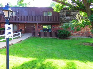 1918 Jeanette Ln, Springfield, IL 62702