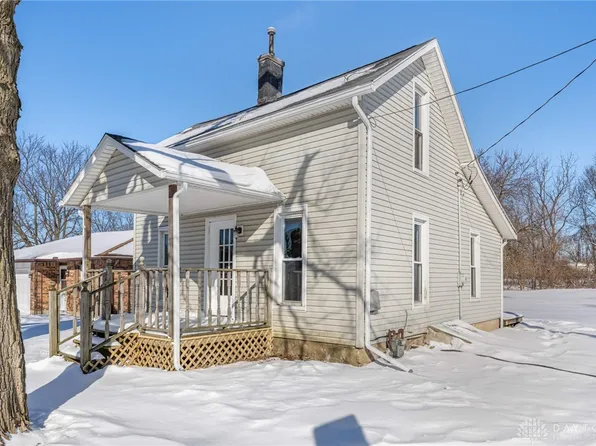 218 W Troy St, Saint Paris, OH 43072