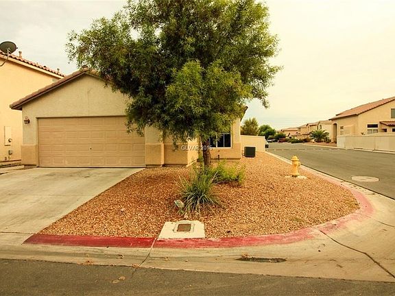 3rd image of 5949 Balsam Pine Dr