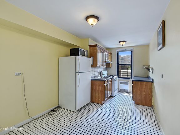 4th image of 83-40 Austin Street #3B