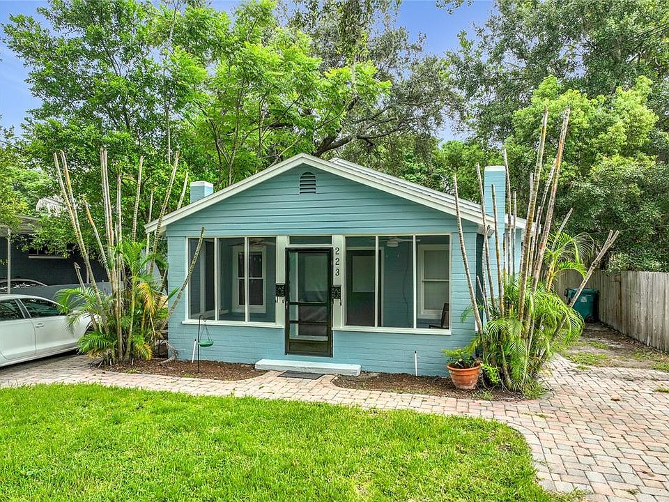 1st image of 223 E ESTHER STREET