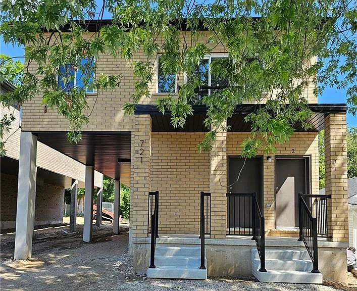 721 Dolph St N #1 — Photo 2