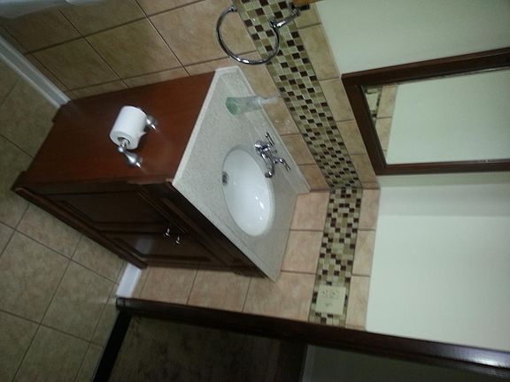 4th image of 200 Mead St APT 1