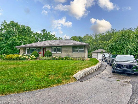 3rd image of 1543 Townline Rd