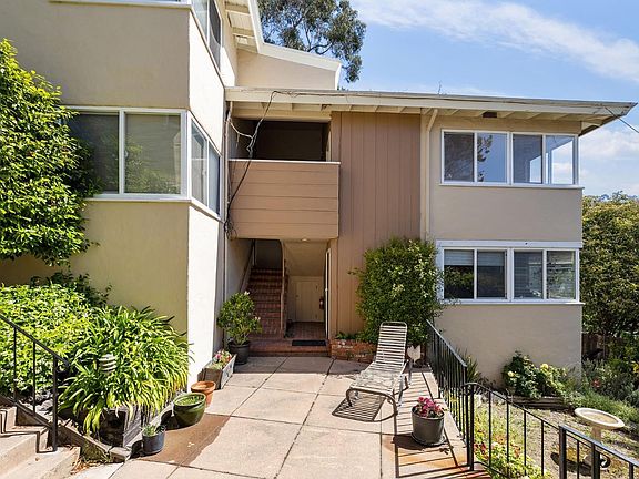 4th image of 343 Somerset Road