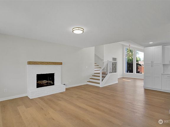 3rd image of 9006 NE 78th Circle