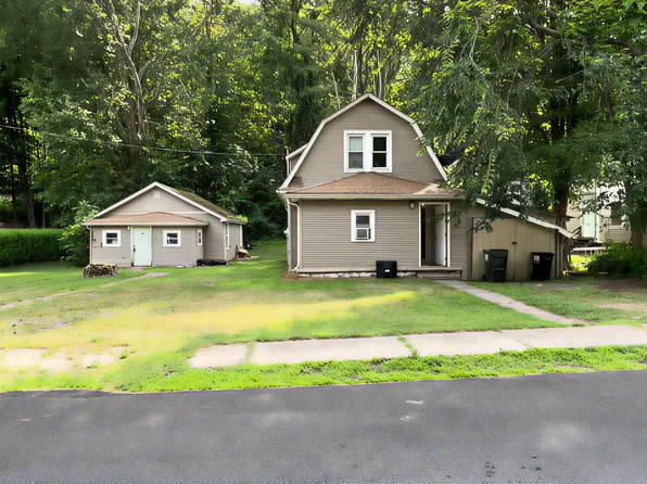 19 N Old Greenfield Rd, Ellenville, NY 12428