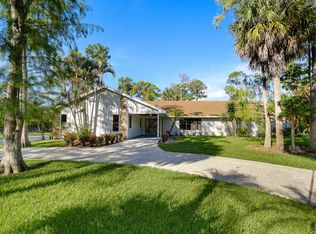 181 Quercus Ct, Wellington, FL 33414
