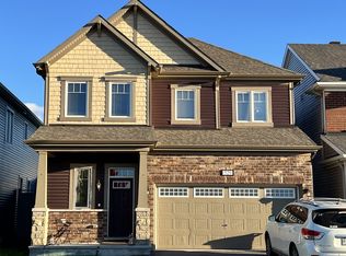 529 Honeylocust Ave, Ottawa, ON K2V0K9