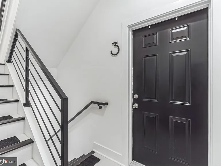 33 Florida Ave NE #3 — Photo 8