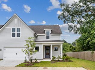 204 Sweetbay Ct, Baton Rouge, LA 70810