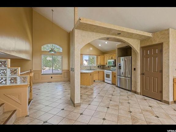 4th image of 4752 W Baldy Dr