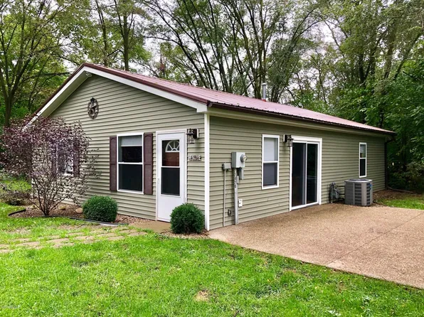 22420 N Angling Rd, Centreville, MI 49032