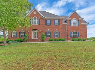 1756 Inverness Dr, Maryville, TN 37801