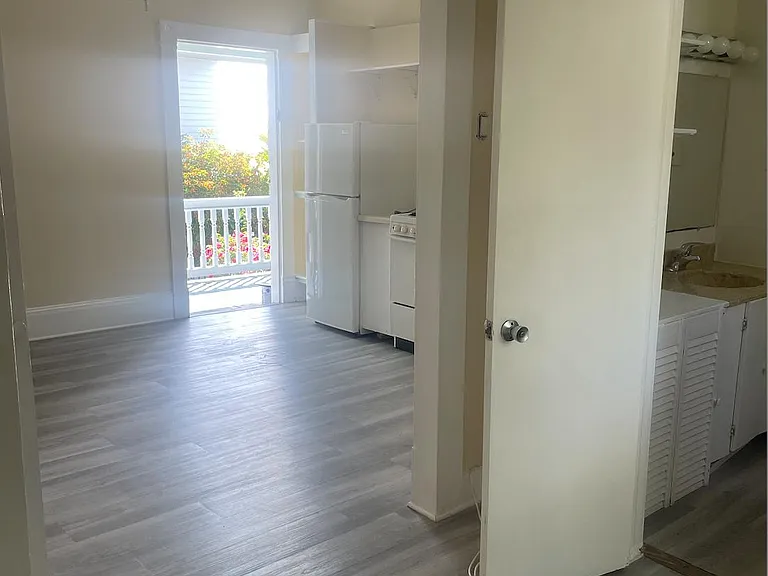 1120 Washington St #SU — Photo 6