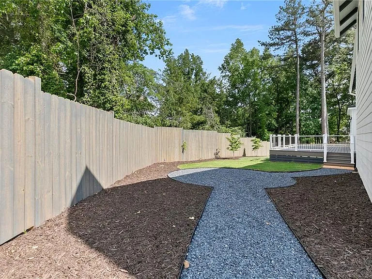 1296 Hilton Dr — Photo 51