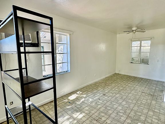 2nd image of 3553 S Orange Ave Floor 3