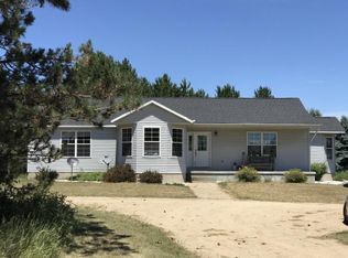 300 W Darbee Rd, Caro, MI 48723