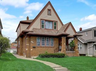 3051 S 41st St, Milwaukee, WI 53215
