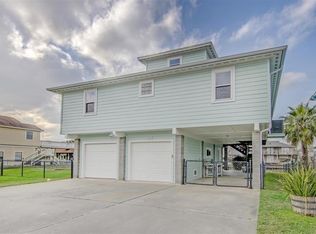 1002 Redfish St, Bayou Vista, TX 77563