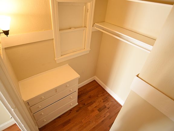 4th image of 200 Wayne Ave APT 10