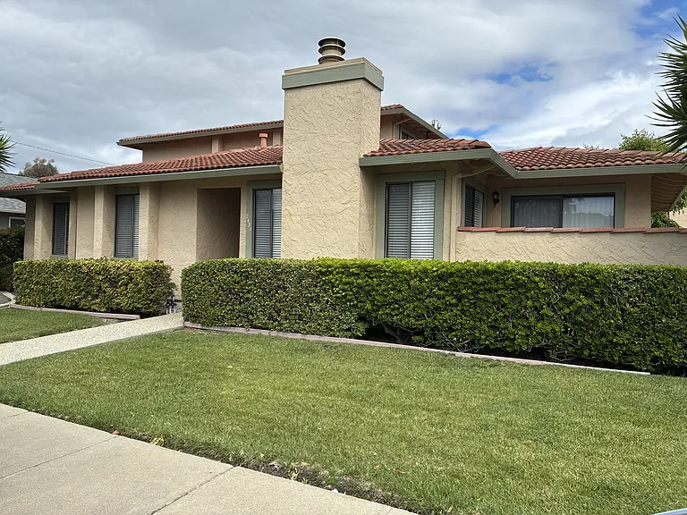2431 Anna Dr #1 — Photo 1