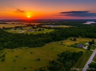 14 S 270th Rd, Wagoner, OK 74467