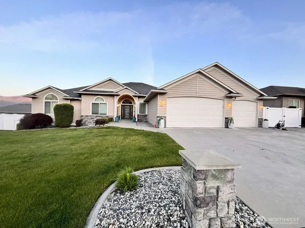 1544 Harrington Lane, East Wenatchee, WA 98802