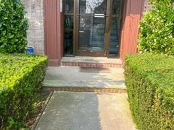 252 129th Bch Unit 4C, Rockaway Park, NY 11694