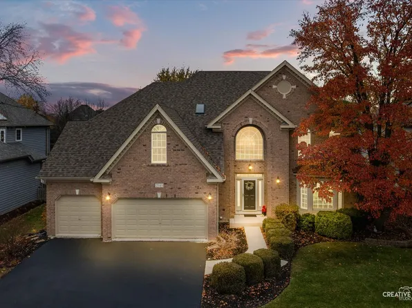 2543 Dewes Ln, Naperville, IL 60564