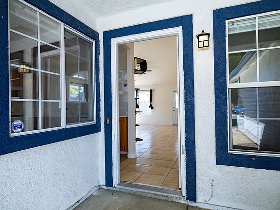 3rd image of 2049 Hastings Dr