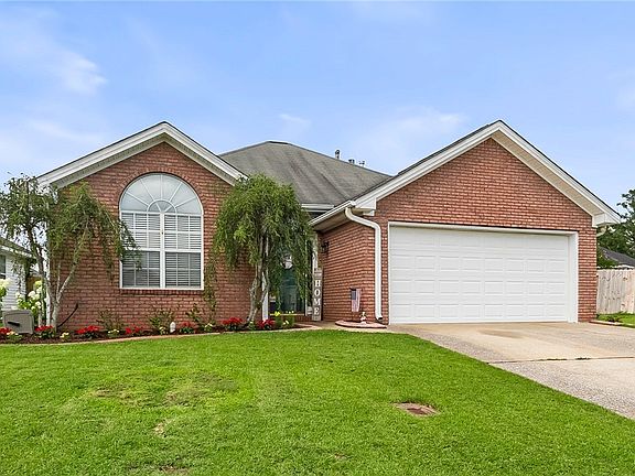 2nd image of 4604 Madison Cir