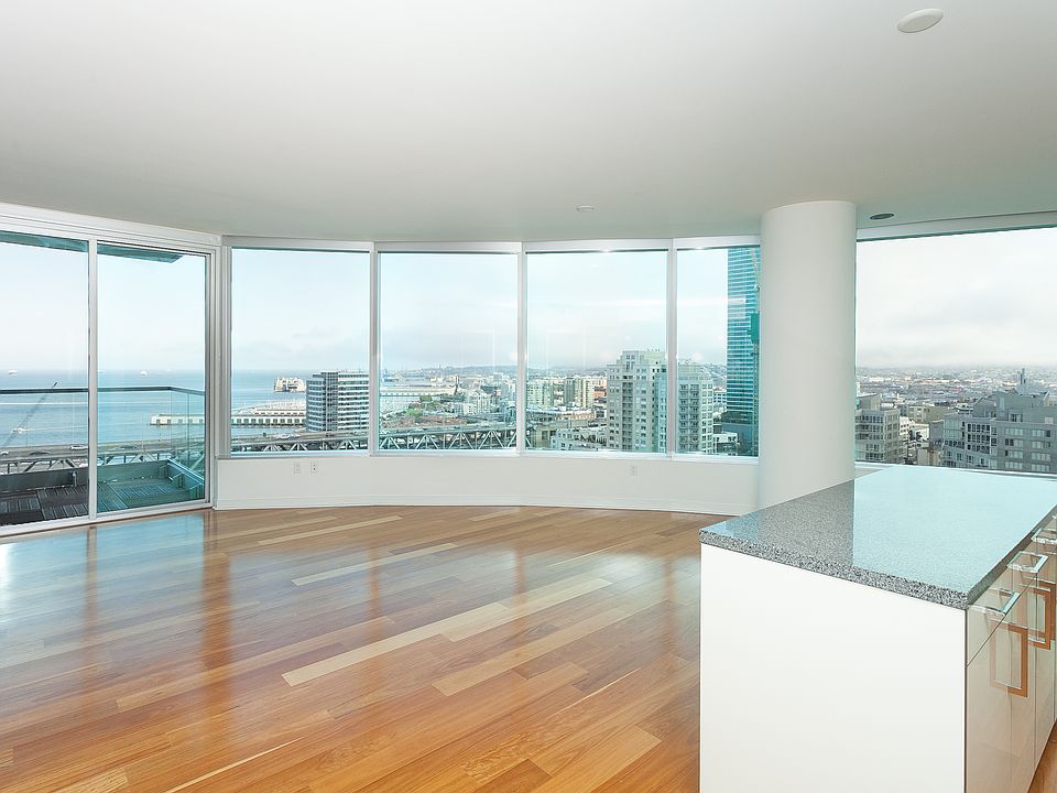 signature corner unit