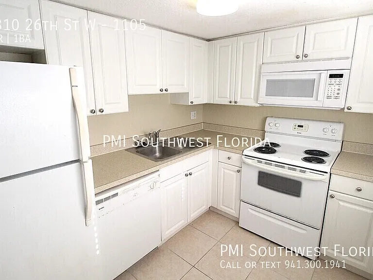 5310 26th St W #1105 — Photo 2