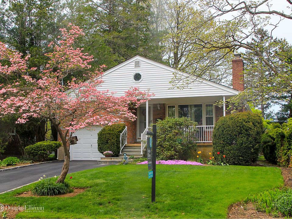 1st image of 34 Locust Ave