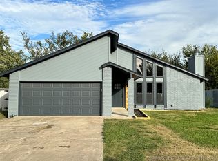 14631 S Waco Ave, Glenpool, OK 74033
