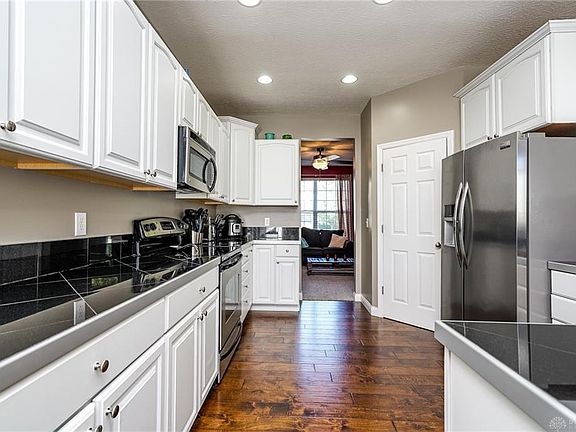 4th image of 4407 Coveflower Ct