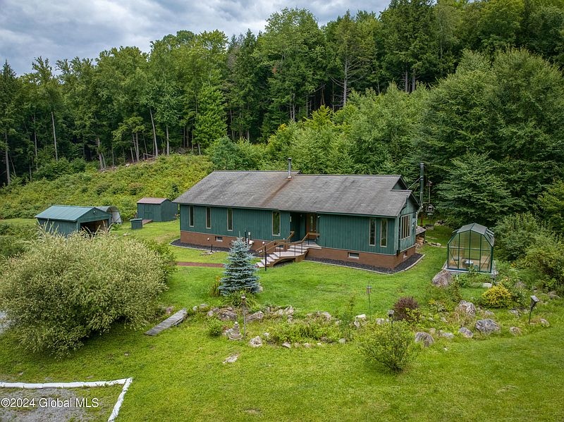 2nd image of 380 Valentine Pond Road
