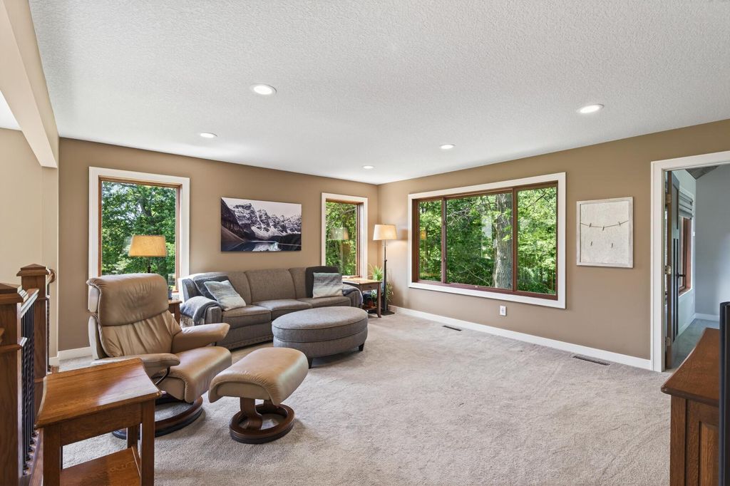 3507 122nd Cir NE, Blaine, MN - More