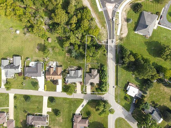4th image of 1200 Meyers Dr