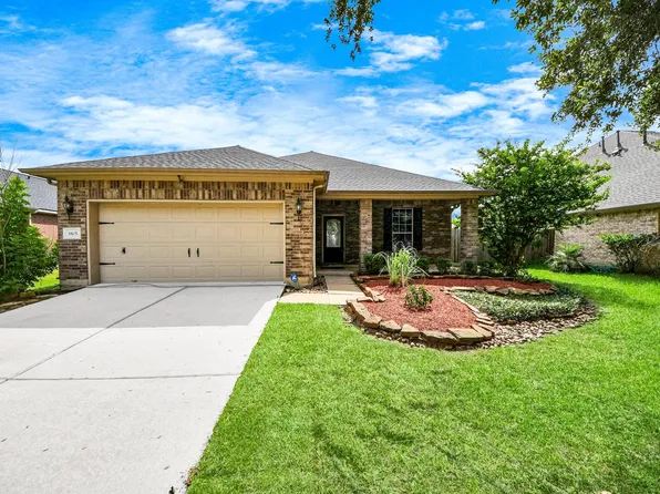 1805 Jasmine Hollow Ln, Pearland, TX 77581