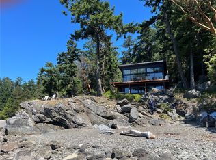 1021 Livesey Ln, Eastsound, WA