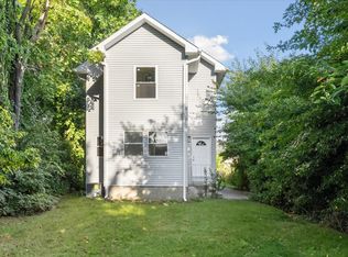 36 Livingston Ave #2, Lyndhurst, NJ 07071